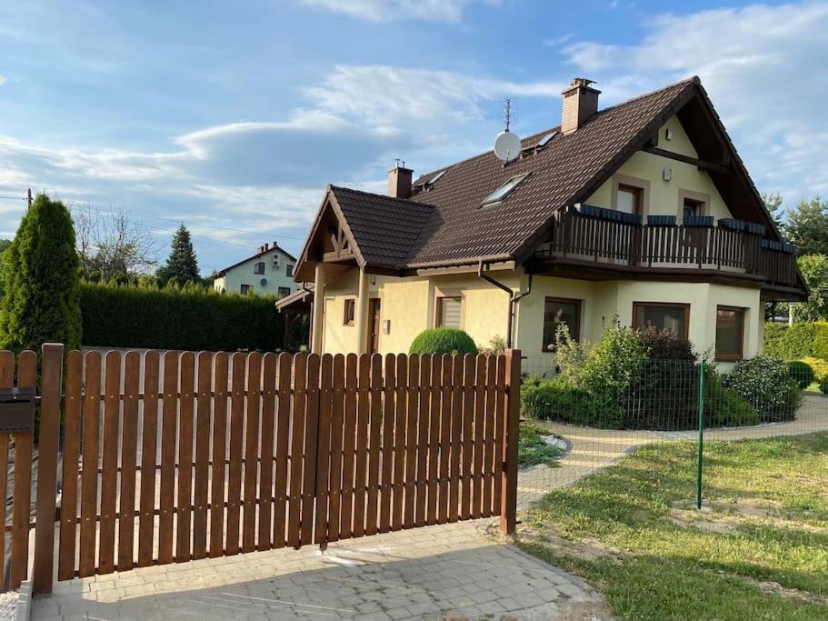4 Bedroom Family House With Access To A Hot Tub Goczałkowice-Zdrój Екстериор снимка