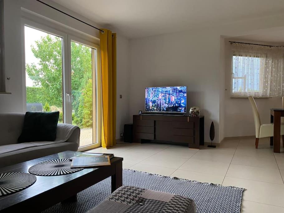 4 Bedroom Family House With Access To A Hot Tub Goczałkowice-Zdrój Екстериор снимка