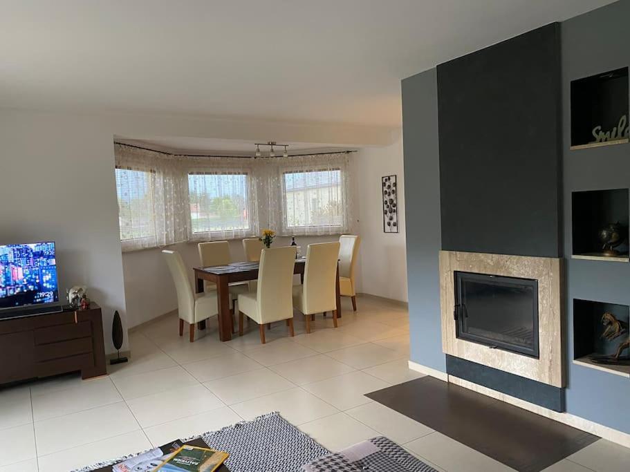 4 Bedroom Family House With Access To A Hot Tub Goczałkowice-Zdrój Екстериор снимка